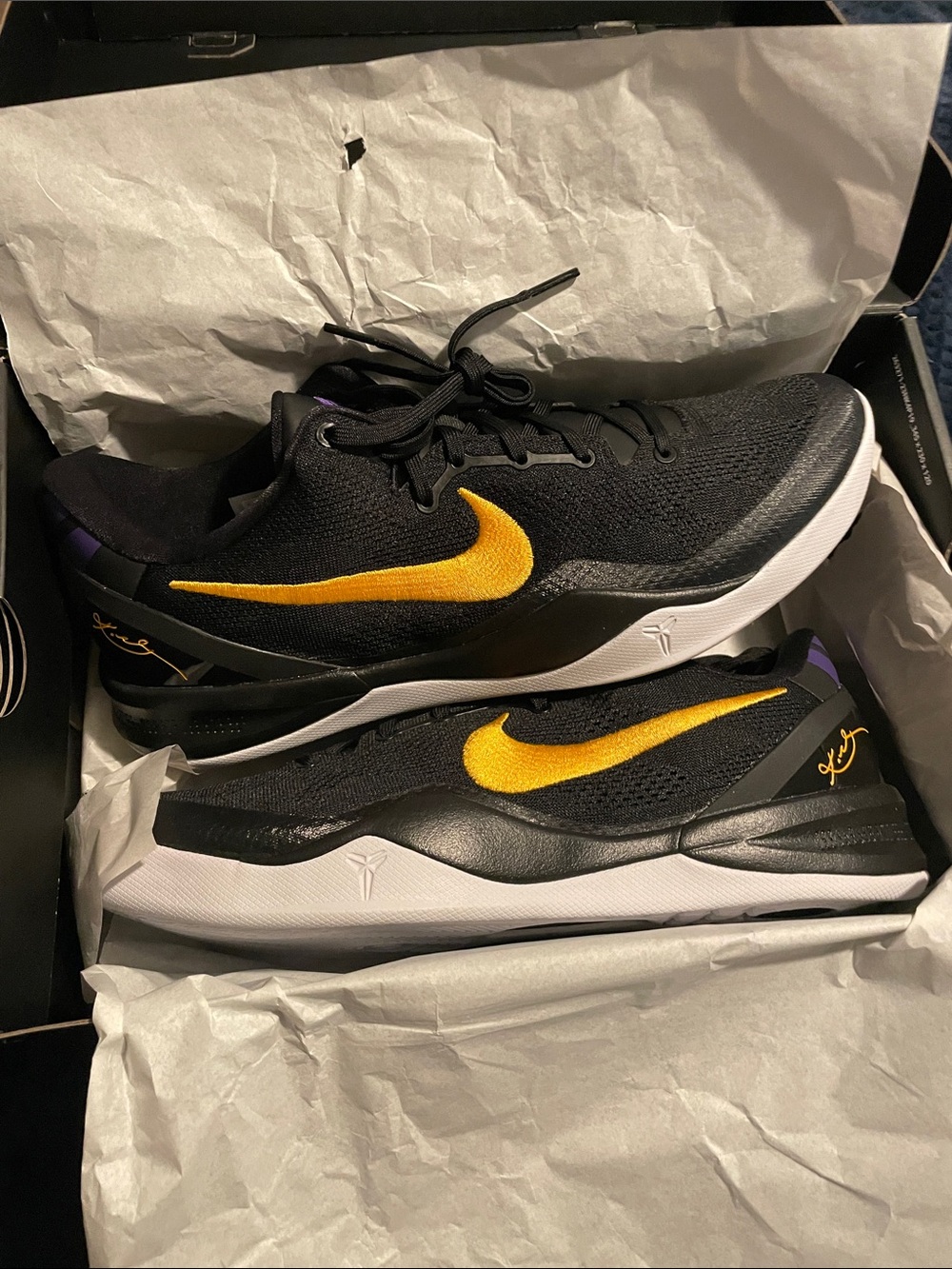 KOBE VIII PROTRO Nike Men’s Black/University Gold-White sneakers